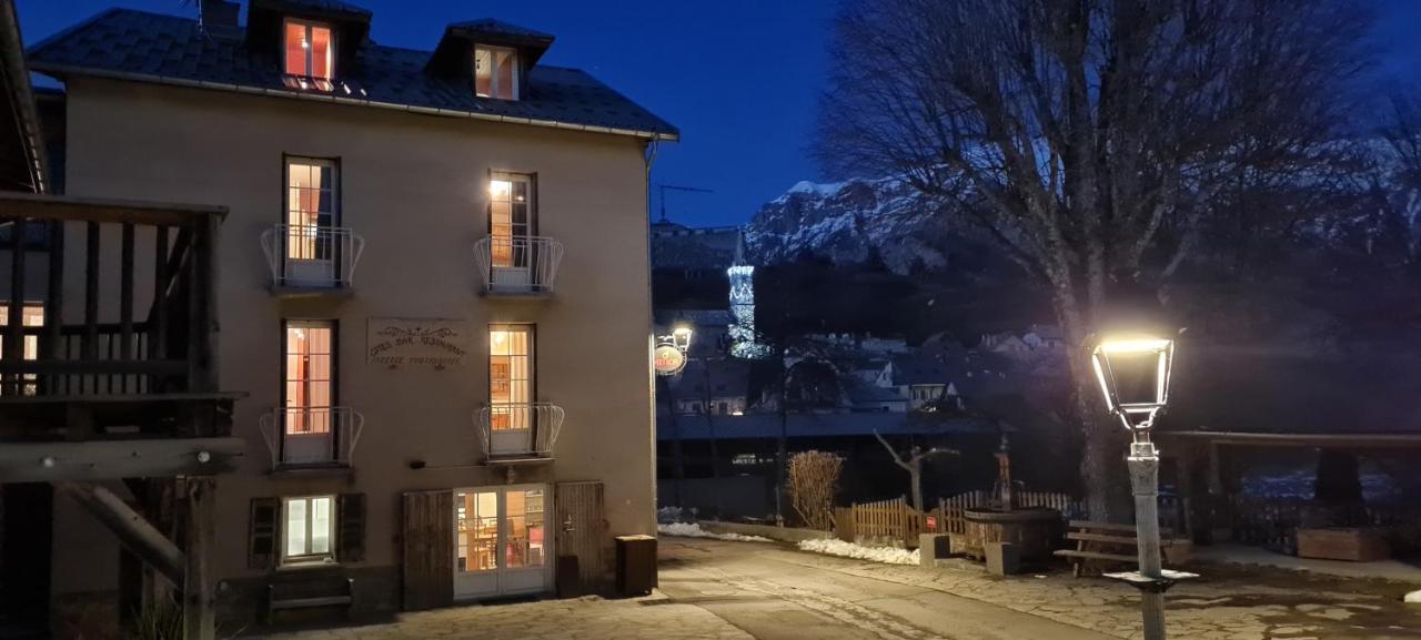 L'Auberge Saint-Vincent-les-Forts Exterior foto